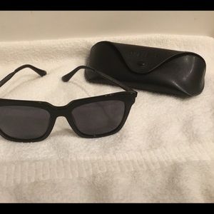 Diff “Bella” Sunglasses